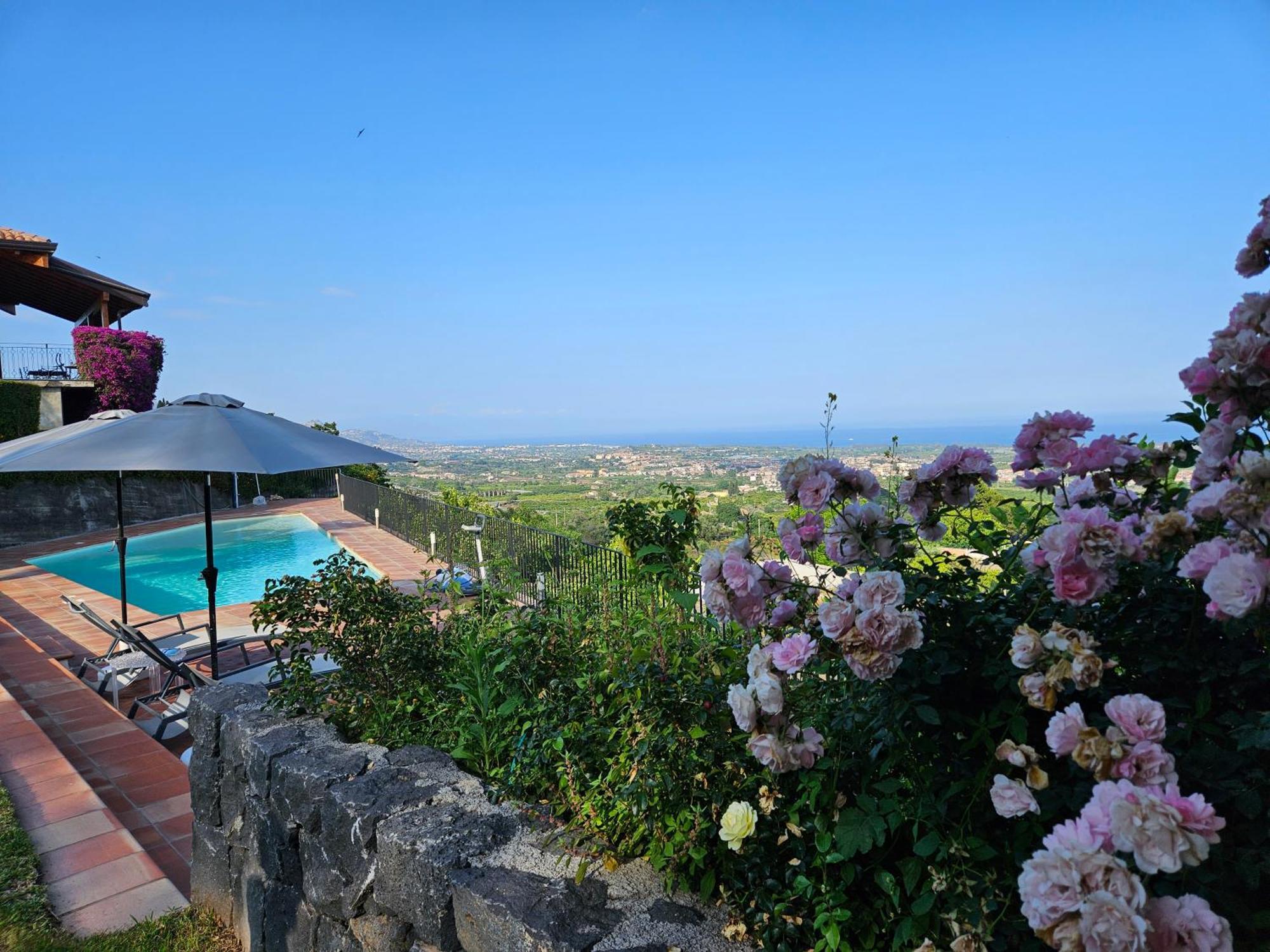 Open Land Holiday House Villa Fiumefreddo di Sicilia Exteriör bild